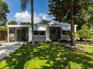 122 Melody Ln, Largo, FL 33771