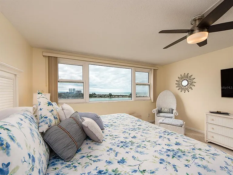 675 S Gulfview Blvd #902 — Photo 17