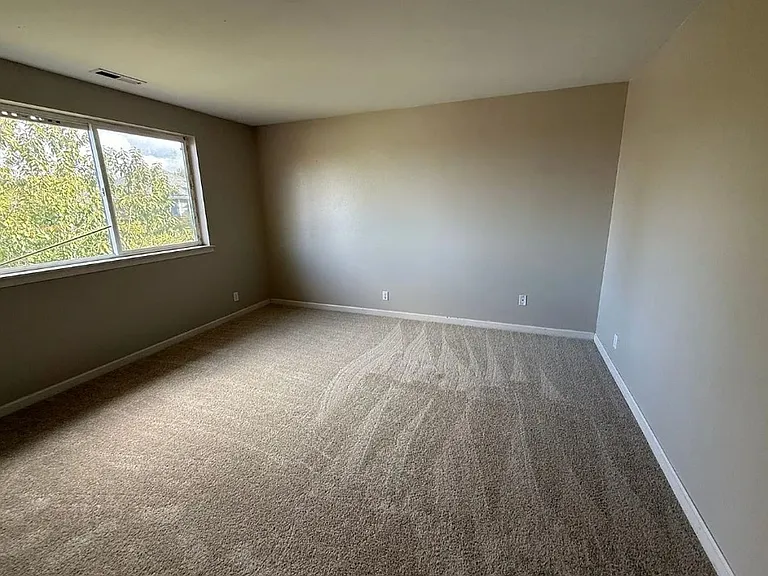 829 Blueberry Ln — Photo 22