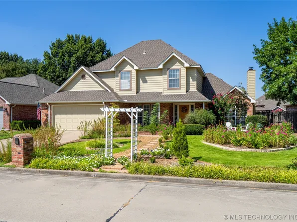 10705 E 74th Pl, Tulsa, OK 74133