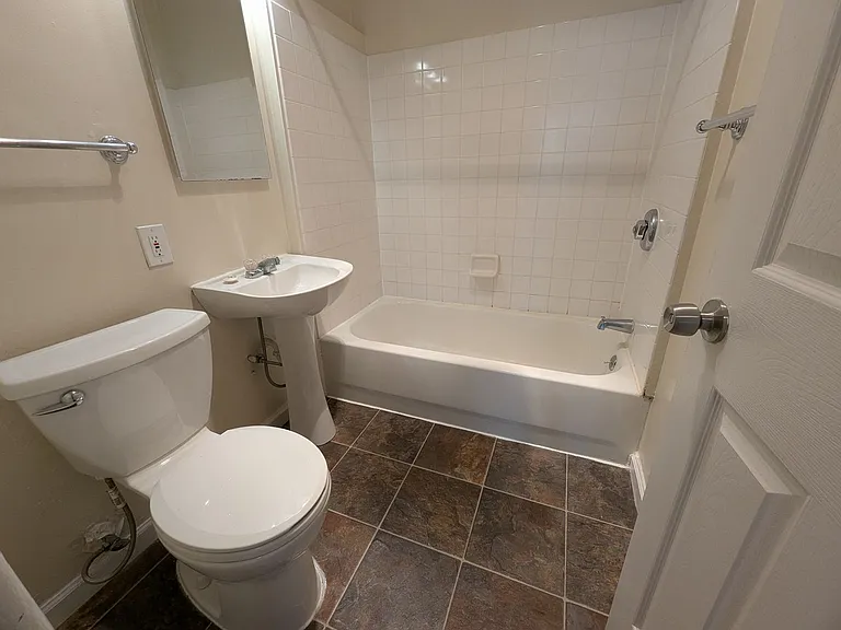 Parkside Apartments in Capitol Hill — Photo 21