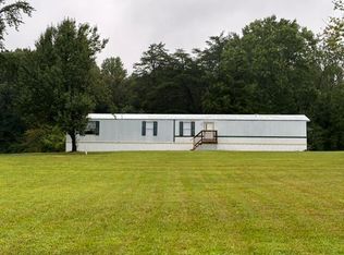 1116 Phelps Rd, Bedford, VA 24523