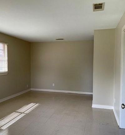 3rd image of 2715 Verbena St