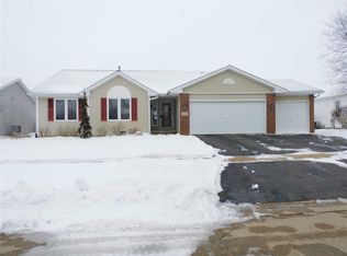 2018 Lafayette Dr, Belvidere, IL 61008