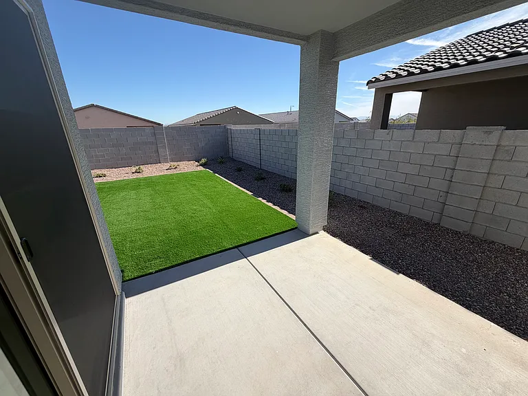 4158 W Erik Ln — Photo 6