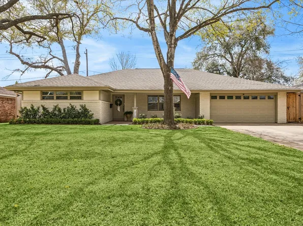 9829 Pine Lake Dr, Houston, TX 77055