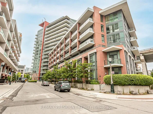 50 Bruyeres Mews #901, Toronto, ON M5V 0H8