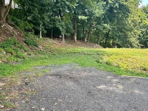 142 W Blackwell St, Dover Town, NJ 07801