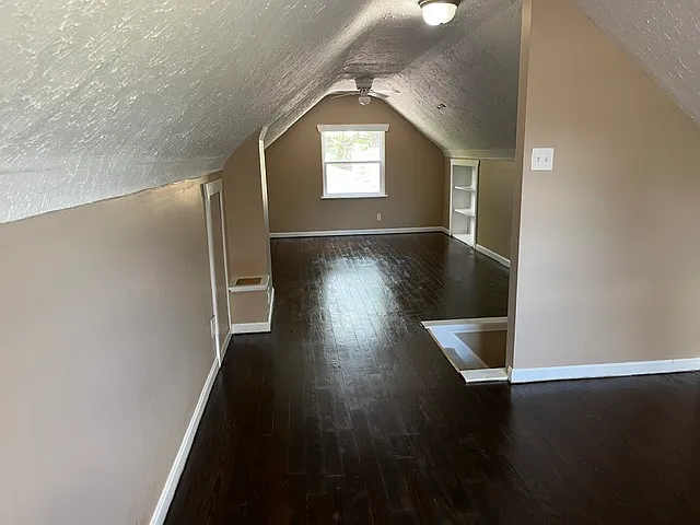 11706 Maple Way — Photo 10