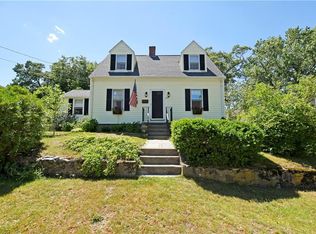 109 Worcester Ave, Riverside, RI 02915