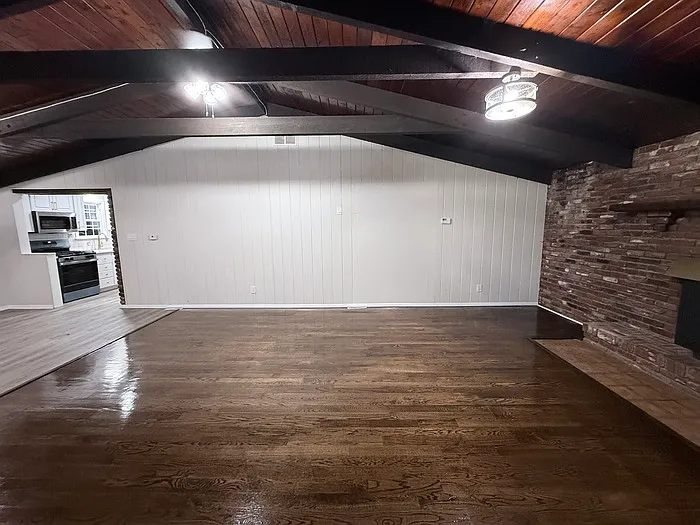 226 S Moore Ave — Photo 10