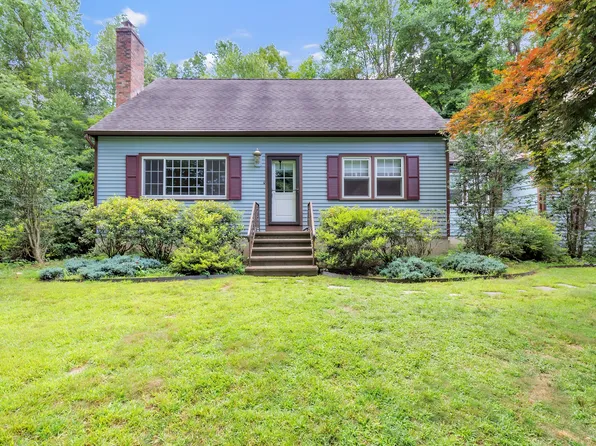 2 Highland Road, Oxford, CT 06478