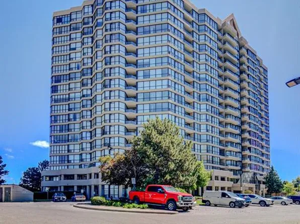 5 Rowntree Rd #1109, Toronto, ON M9V 5G9