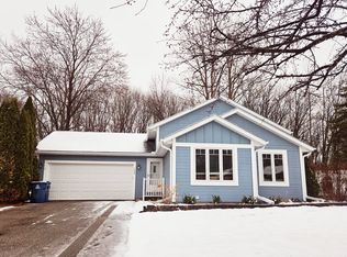 126 Willow Dr, Delano, MN 55328