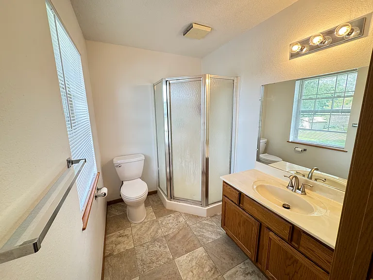170 W Pioneer Rd #208 — Photo 22