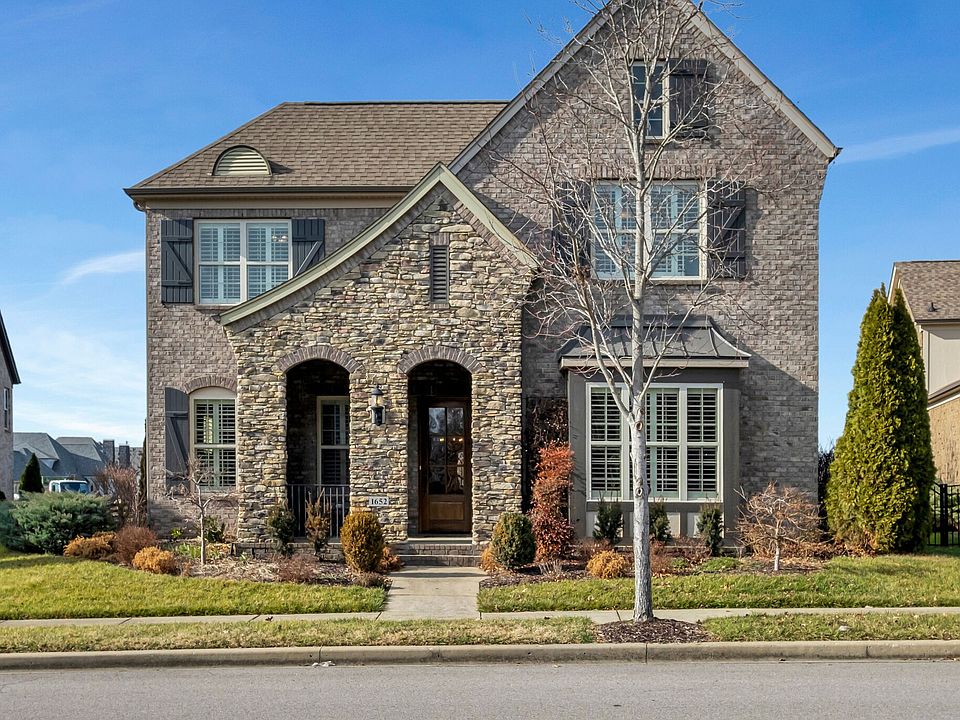 1st image of 1652 Noah Ln