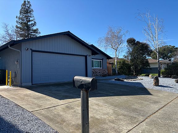 4th image of 173 Kearney Way