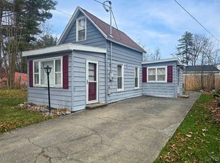 1304 Vienna Rd, Blossvale, NY 13308