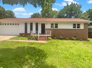 402 Watkins Rd, Greenville, SC 29617