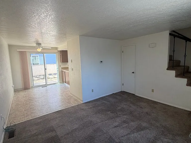 1228 S Juniper St — Photo 5