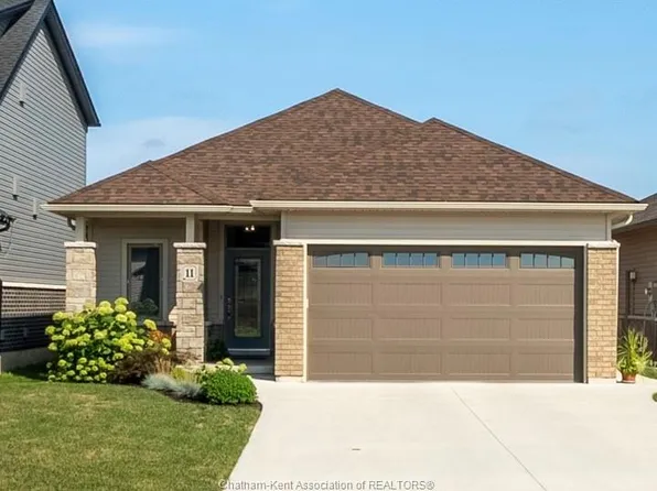 11 Champlain Ct, Chatham Kent, ON N7L 0C4