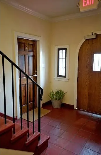 117 N Reno St — Photo 4
