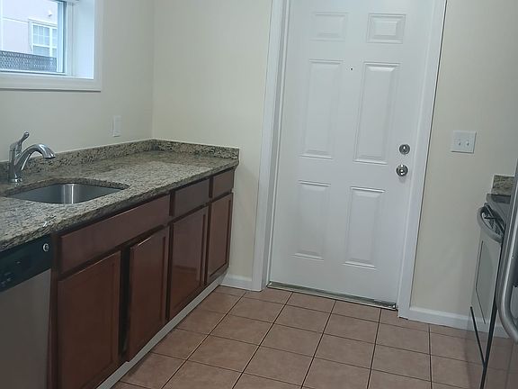 3rd image of 266 S Lexington Ave Unit 2