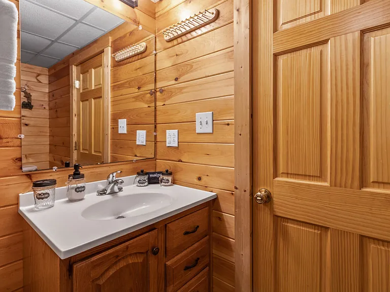 Racquet Rd — Photo 39