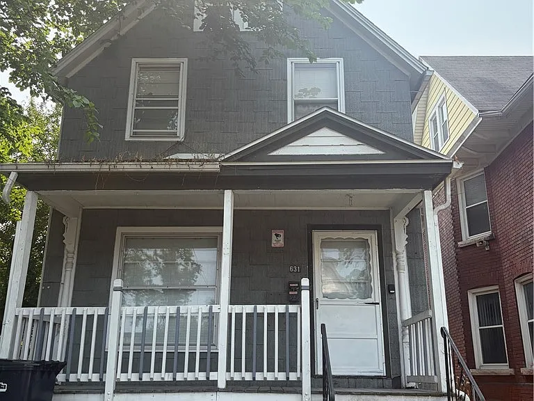631 Elmwood Ave #FRONT UPPER — Photo 1