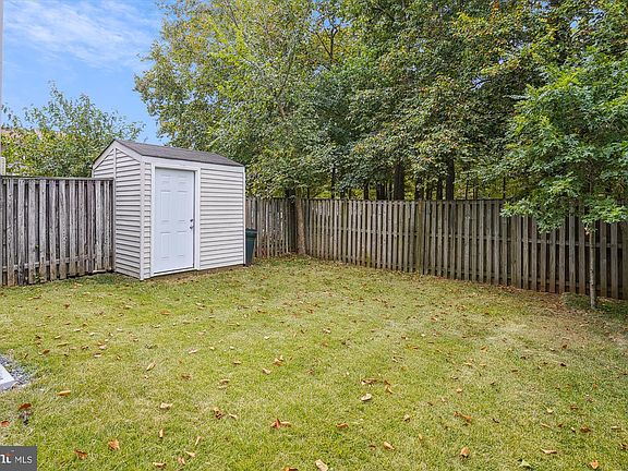 4th image of 14749 Green Park Way