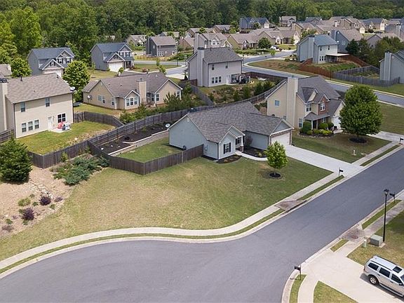 2nd image of 38 Kestrel Ct W