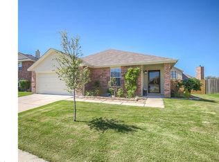 12721 Azure Heights Pl, Rhome, TX 76078