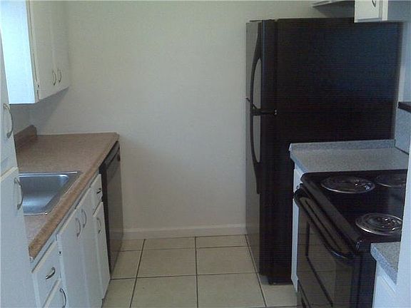 2nd image of 16508 NE 26th Ave APT 305