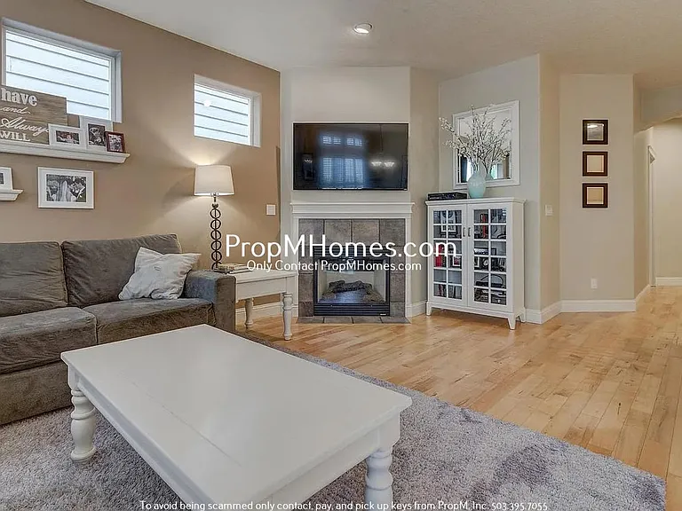 16711 SW 134th Ter — Photo 3