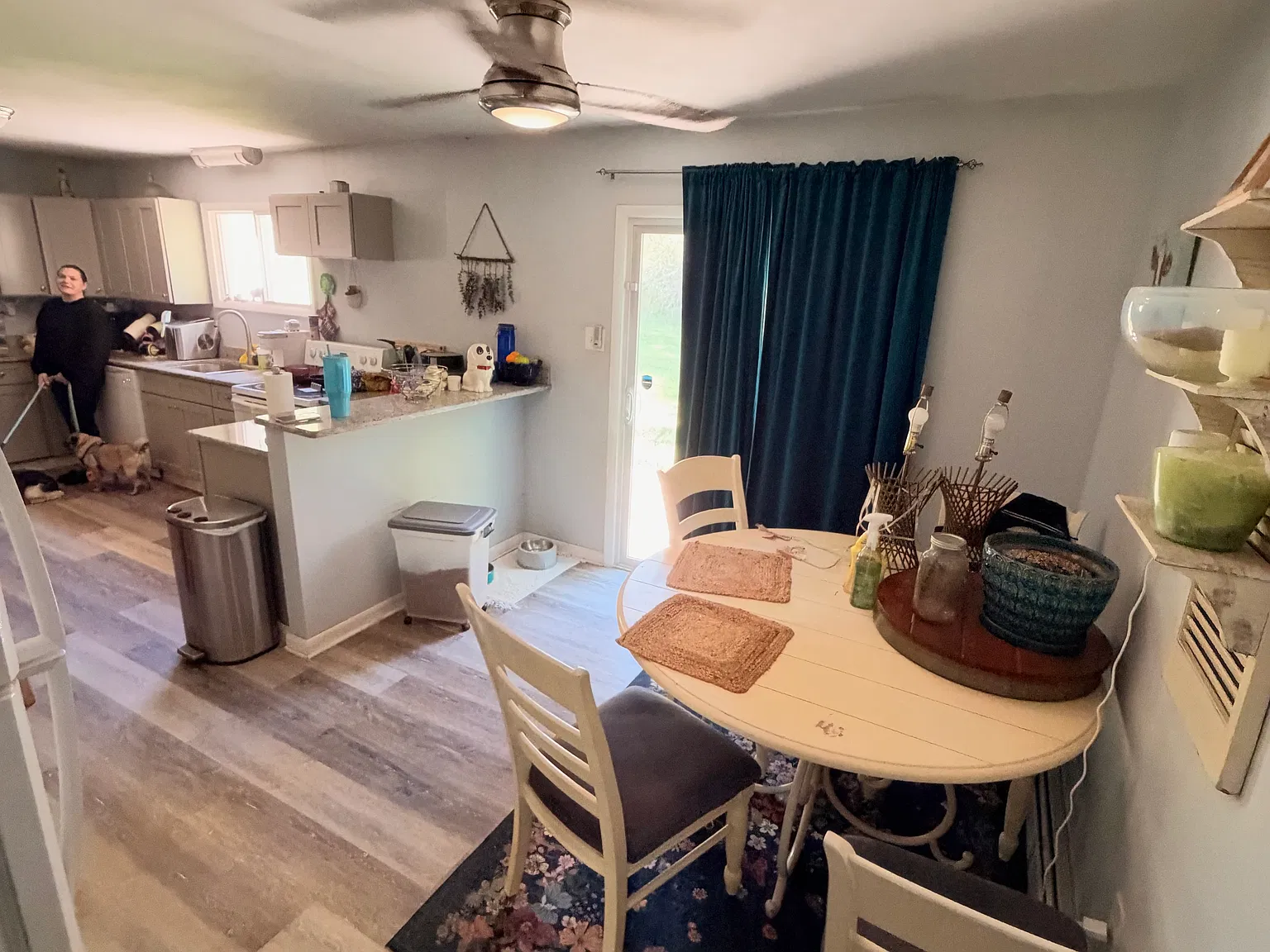 2 bed, 1200 sqft, $1,850 — Photo 3