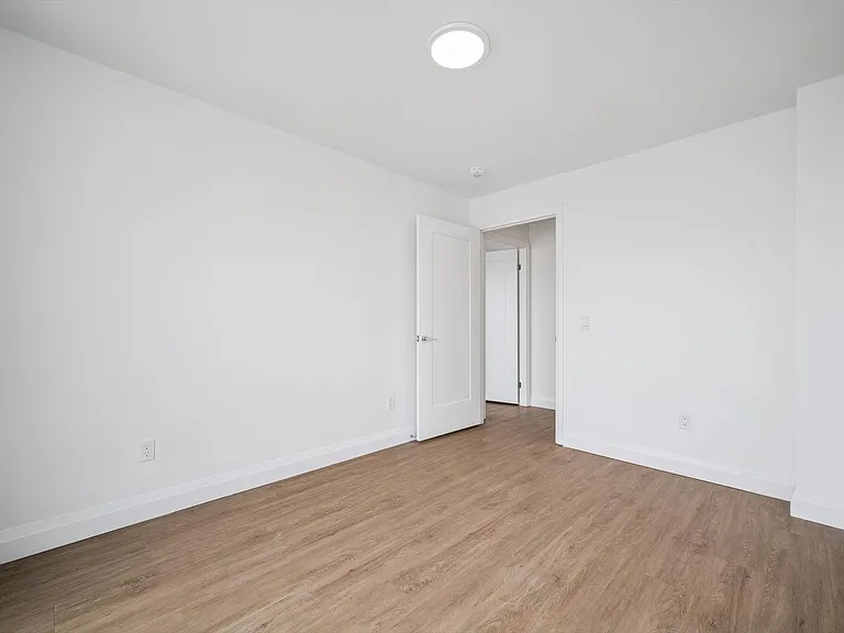 410 Westhaven St — Photo 72