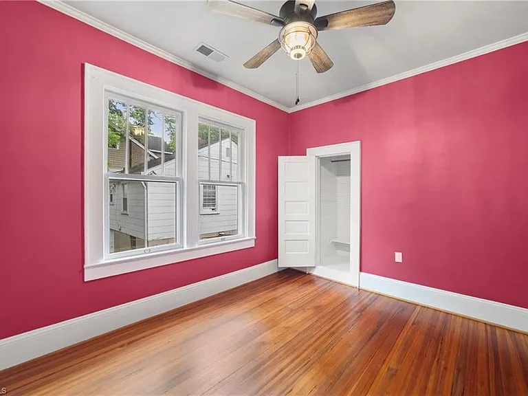 2083 Elizabeth Ave — Photo 14