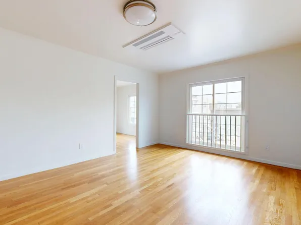 2337 Judah St, San Francisco, CA 94122