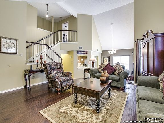 2nd image of 7126 Sidbury Cir