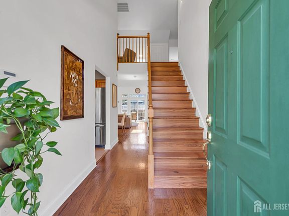 4th image of 63 Winthrop Rd #G