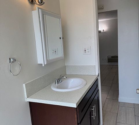 5th image of 13401 Victory Blvd APT 1