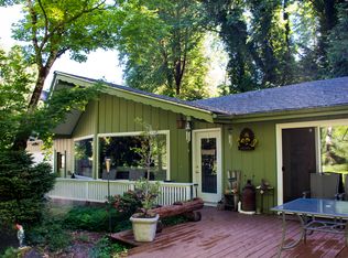 91045 Leashore Dr, Vida, OR 97488