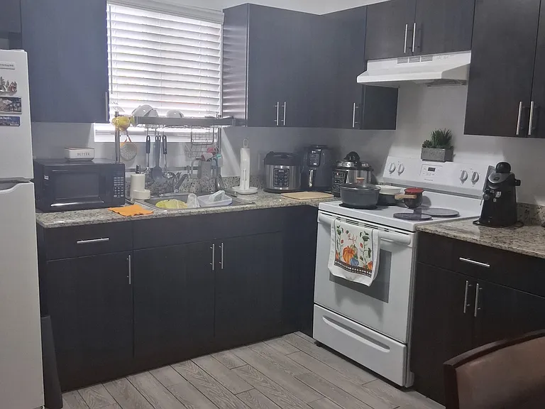 2070 E 6th Ave #203 — Photo 3