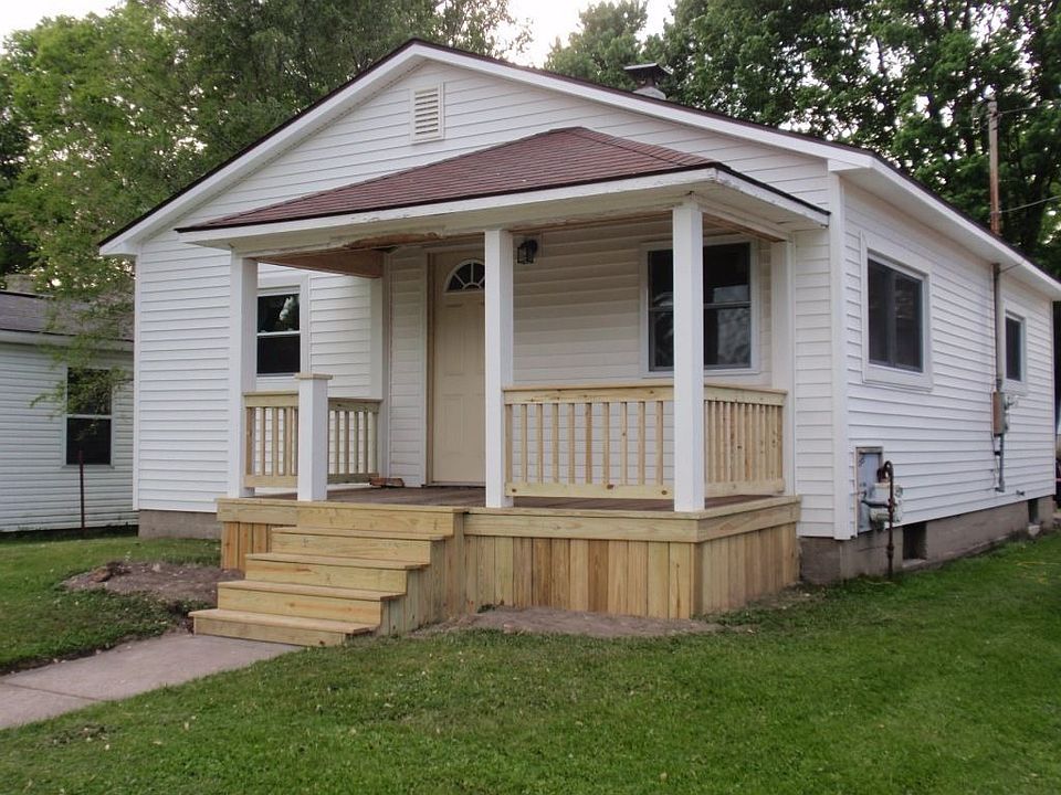 1st image of 514 W Hosmer St