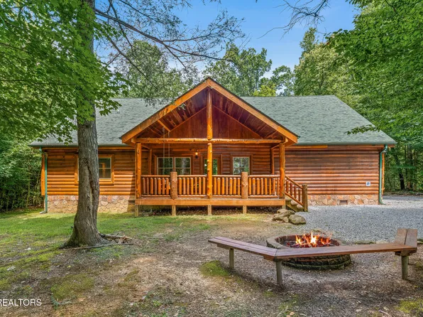 224 Amet Way, Cosby, TN 37722