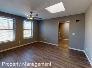 5 S Main St #8, Uxbridge, MA 01569