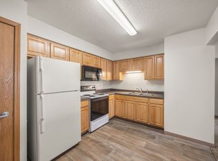 Clover Creek, Des Moines, IA 50310