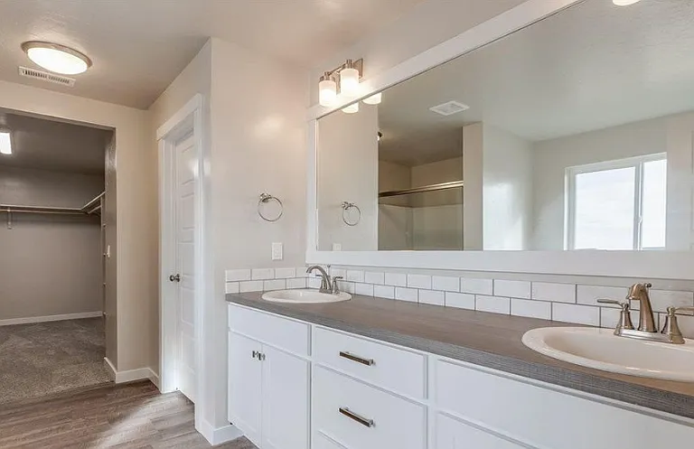 949 N Synergy Ln — Photo 7