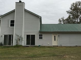 8158 Palmetto Rd, Edisto Island, SC 29438