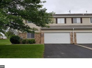 1664 Brittany Dr, Shakopee, MN 55379